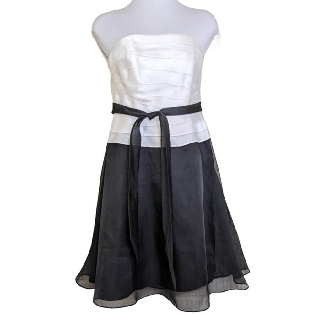 White House Black Market White & Black Strapless Party Cocktail Dress Size 2 NWT
